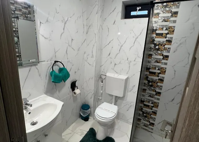 公寓 Everest 33 Ap 1 *